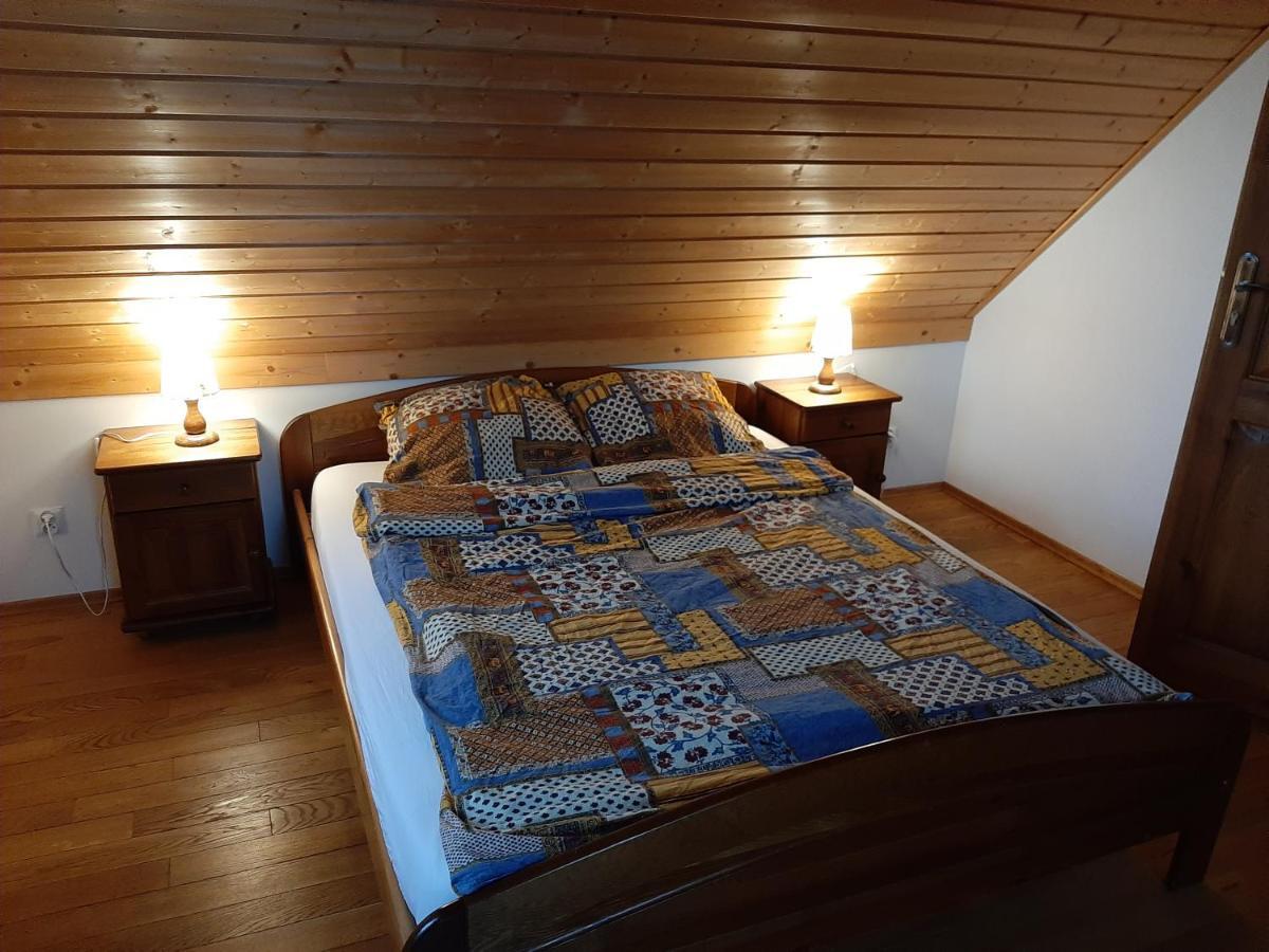 Magiczne Bieszczady - Smerek 86 Hotel Чисна Екстериор снимка